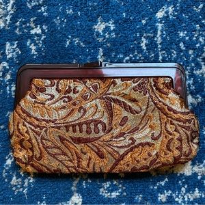 True Vintage 70s Clutch